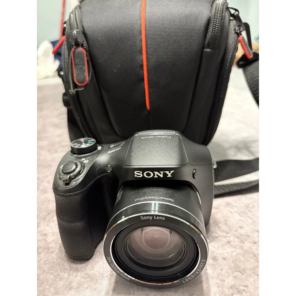 Sony Cyber-shot DSC-H300 20.1MP Digital Camera 35x Optical Zoom Black Bundle